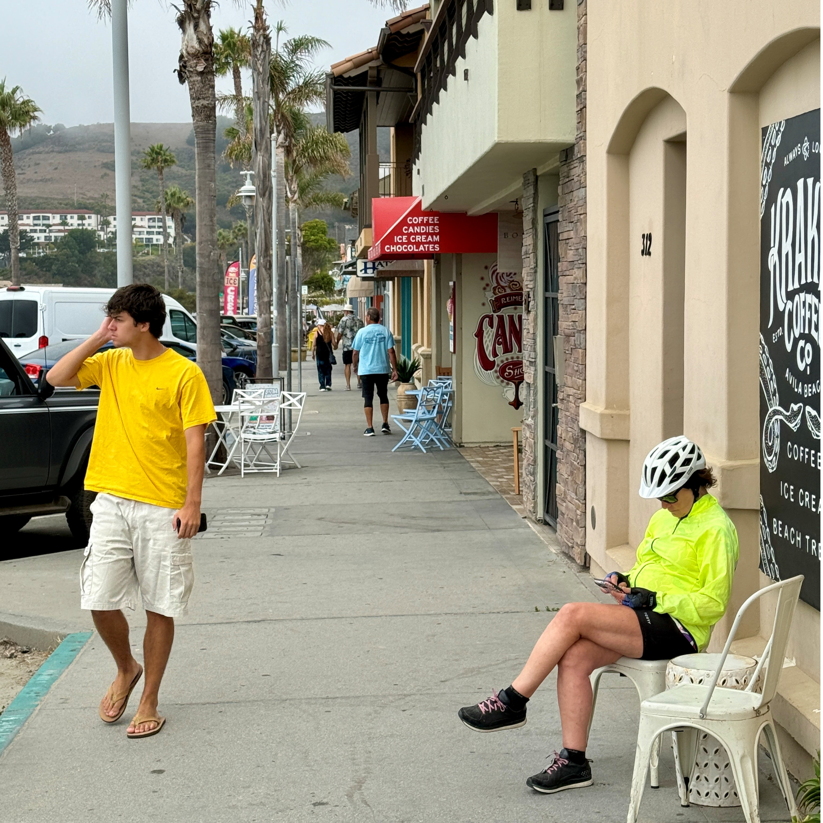 Photo of sidewalk in downtown Avila